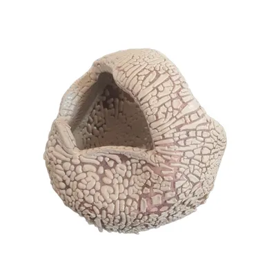 Décoration boulet  8 cm avec cachettes pour petit poisson