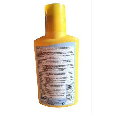 Tetra - Vital 250ML apporte des vitamines et mineraux pour poisson