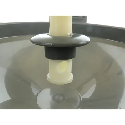 Abreuvoir d'eau en plastique 20 Litres, pour poules Abreuvoir d'eau en plastique 20 Litres, pour poules