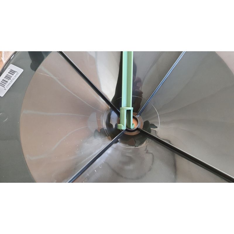 Gasco - Mangeoire plastique recyclé sur pieds 8 kg couleur aléatoire