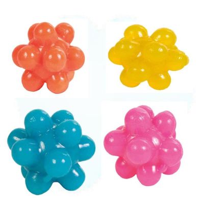 Set de balles avec bosses 4 pièces Dimensions: ø 3,5 cm  pour chat.
