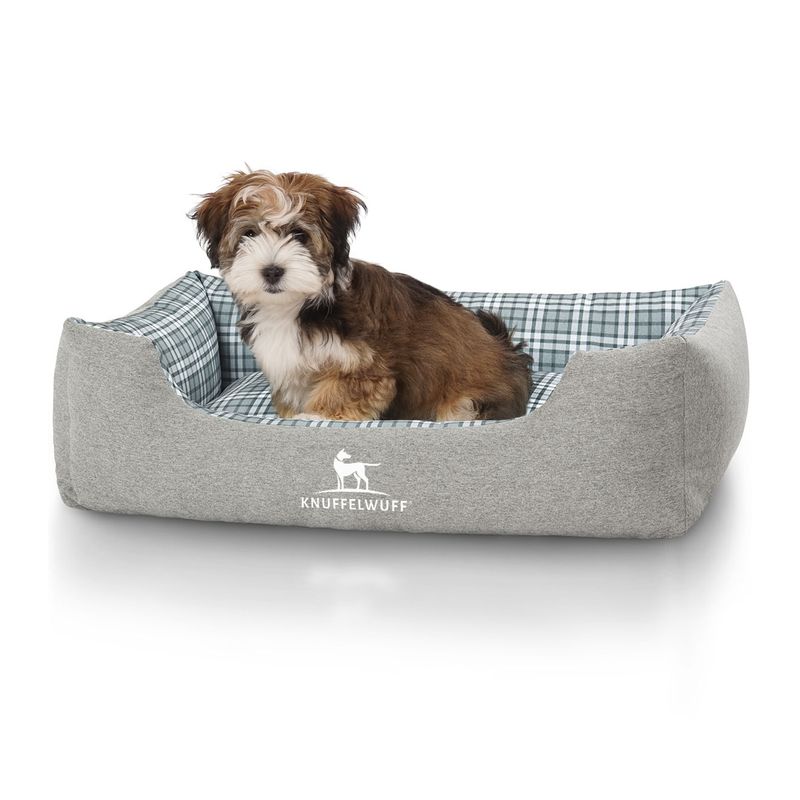 Knuffelwuff Hundebett Lennard aus Velours mit Karomuster