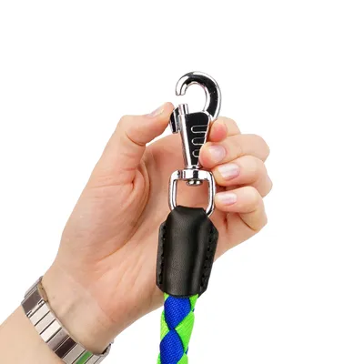 Ferplast Laisse de dressage pour chiens avec mousqueton TWIST MATIC GA Ferplast Laisse de dressage pour chiens avec mousqueton TWIST MATIC GA