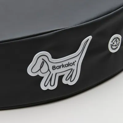 Barkalot Lit pour chien en PVC recyclé noir Barkalot Lit pour chien en PVC recyclé noir