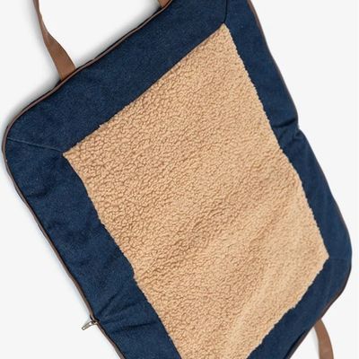 Pet and Co Chien Jean Tapis de voyage Charly