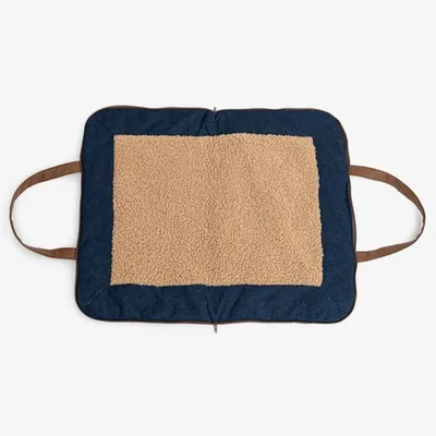 Pet and Co Chien Jean Tapis de voyage Charly