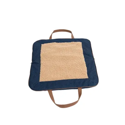 Pet and Co Chien Jean Tapis de voyage Charly