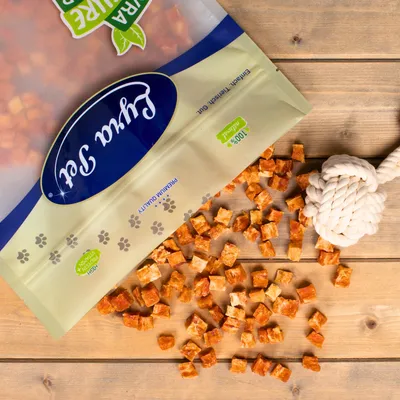 Lyra Pet® Dés de poulet au poisson Lyra Pet® Dés de poulet au poisson