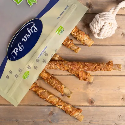 Lyra Pet® Rouleaux à mâcher avec poitrine de poulet env. 30-34 cm