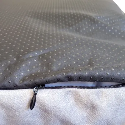 Bagane Panier chien / chat gris clair, écologique au toucher velours Ecow Bagane Panier chien / chat gris clair, écologique au toucher velours Ecow