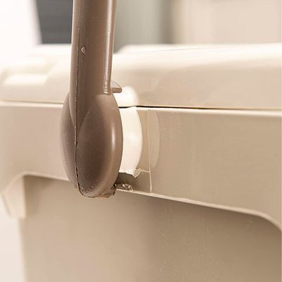ArtPlast Récipient avec couvercle et poignée en plastique