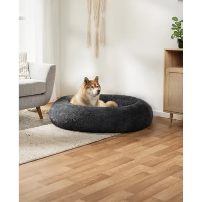 lionto Donut-Hundebett aus weichem Plüsch mit rutschfester Unterseite lionto Donut-Hundebett aus weichem Plüsch mit rutschfester Unterseite