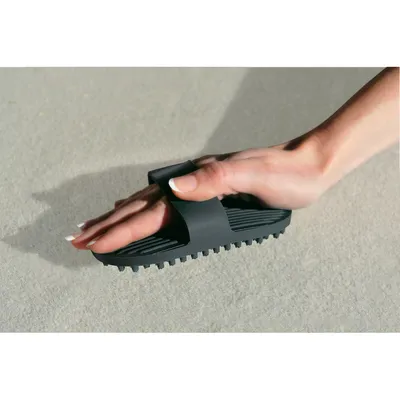 Brosse ramasse poils pour textiles
