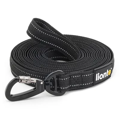 lionto longe pour chien gommée avec poignée, mousqueton 360° et réflecteurs lionto longe pour chien gommée avec poignée, mousqueton 360° et réflecteurs