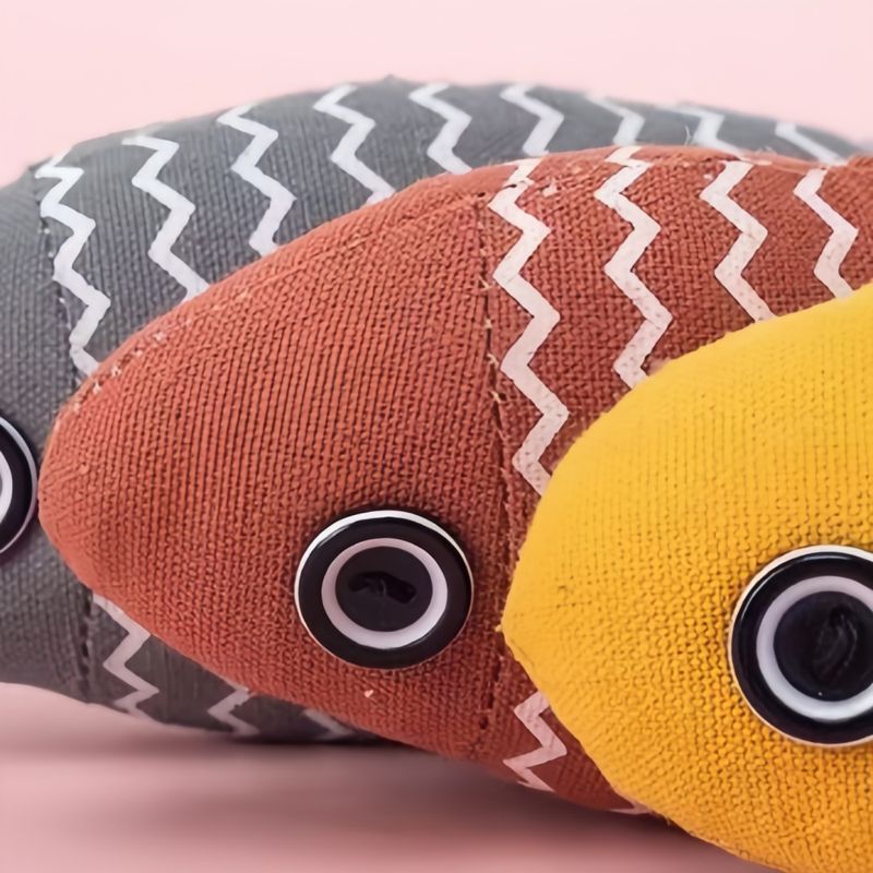 FurryFusion Jouet pour chat en forme de poisson au catnip