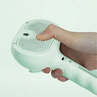 FurryFusion Peigne vaporisateur pour chat