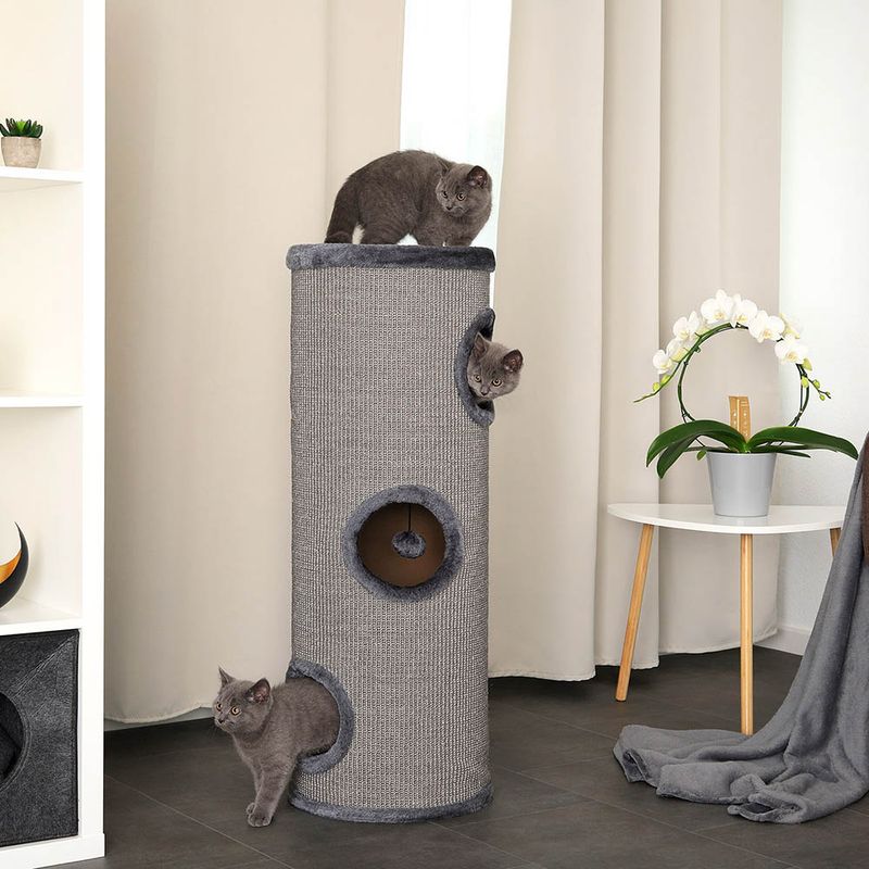 lionto arbre à griffer en sisal avec balle de jeu et rebord en peluche