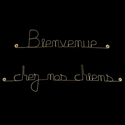 Bijoux de mur - Message fil de fer -  Bienvenue chez nos chiens