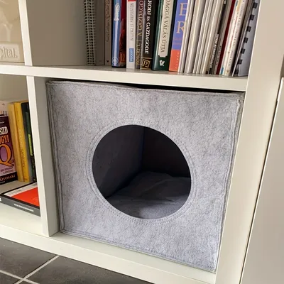 UAMLY Une grotte pour chat en feutre avec un coussin