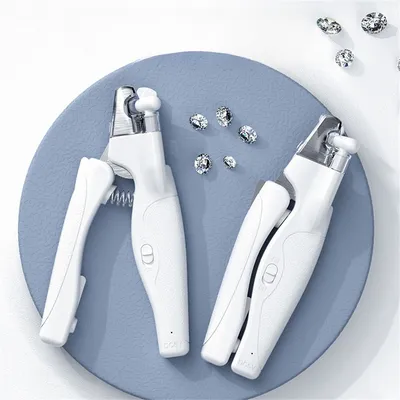 FurryFusion - Tondeuse d'Ongles pour Animaux avec LED