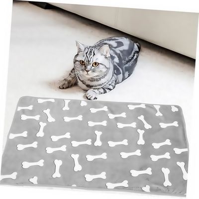 FurryFusion Douce Couverture pour Animaux de Compagnie