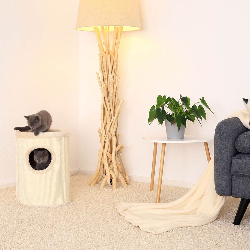 lionto arbre à griffer en sisal avec balle de jeu et rebord en peluche