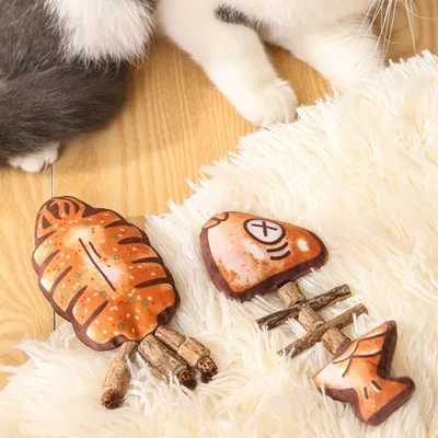 FurryFusion Jouet herbe à chat en forme de poisson