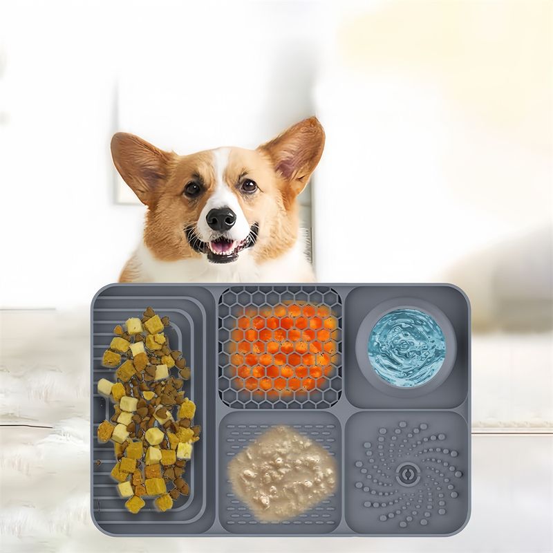 FurryFusion Nappe de lèchage en silicone de compagnie