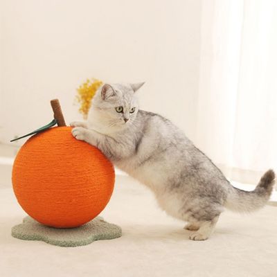 FurryFusion Pelota rascadora naranja para gatos