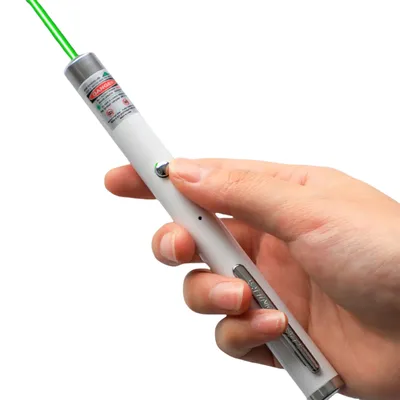 FurryFusion Jouet laser interactif multifonctionnel pour chat - Feu vert