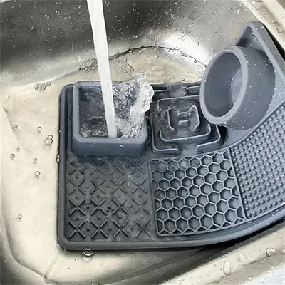 IntiMeg Tapis anti - fuite en silicone pour chien