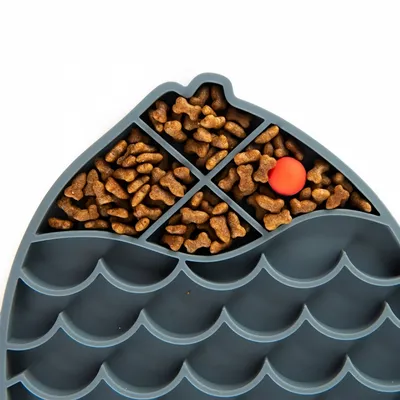 FurryFusion Plateau à lécher pour chat