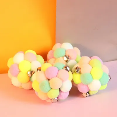 FurryFusion Boules en peluche pour chat  lot de 4