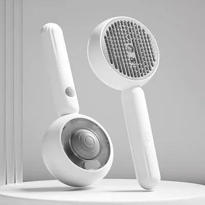 Petopia Peigne vaporisateur pour chat avec lumière bleue