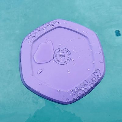Project Hive – Hive Disc – Frisbee flottant à lancer et tapis de léchage