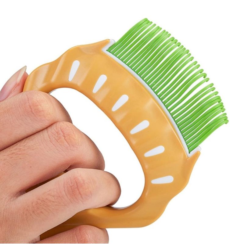 IntiMeg Brosse autonettoyante pour chien et chat