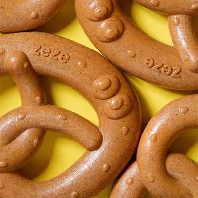 IntiMeg Jouet en bois Bretzel pour chien