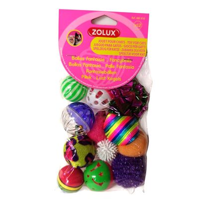 Un lot de 12 balles pour chats