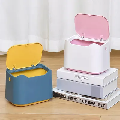 FurryFusion Litière pour chat dans une poubelle