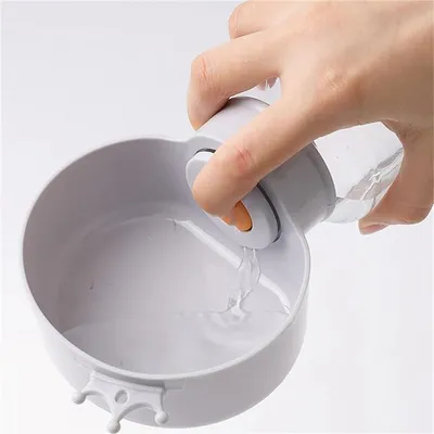 Petopia Botella de agua para pasear al perro