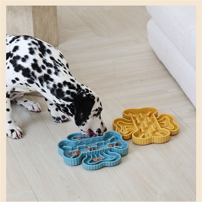 IntiMeg Tapis à Lécher bleu pour Chiens en TPR