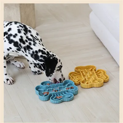 IntiMeg Tapis à Lécher bleu pour Chiens en TPR