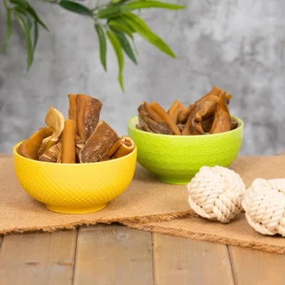 Lyra Pet® Peau de tête de bœuf sections 4 - 8 cm