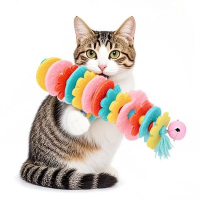 Jouet à mâcher pour chat en feutre avec clochette colorée 20cm