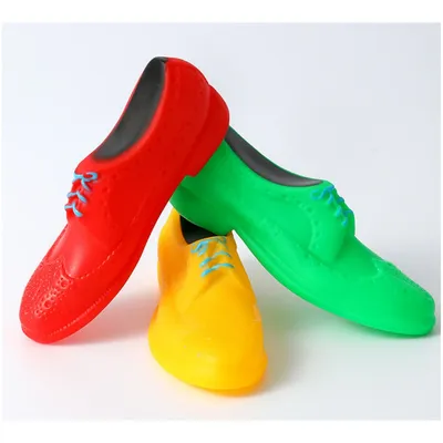 IntiMeg Jouet en caoutchouc pour chien en forme de chaussure