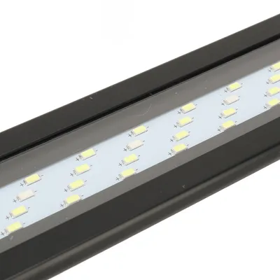 Quatre rangées de changement de couleur fish tank lumière 220V