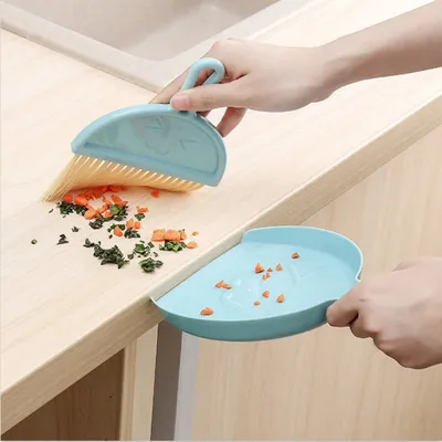 ZooVenture Ensemble mini-balai et pelle à poussière