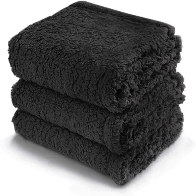 IntiMeg Manta de felpa para perros y gatos - Negra