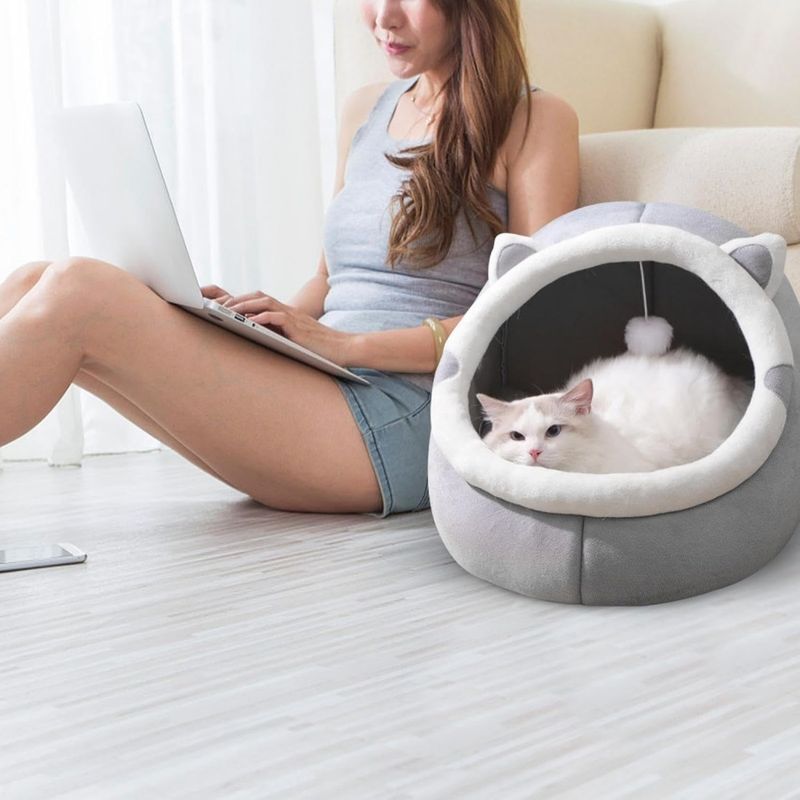 Coco Pup Lit pour Chat avec balle jouet