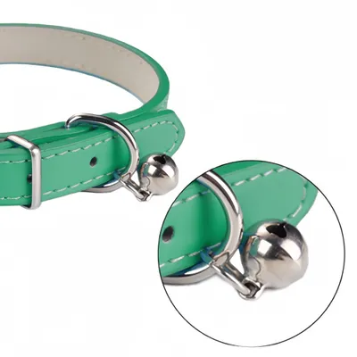 FurryFusion Lot de 2 Collier de chat avec cloche en cuir PU